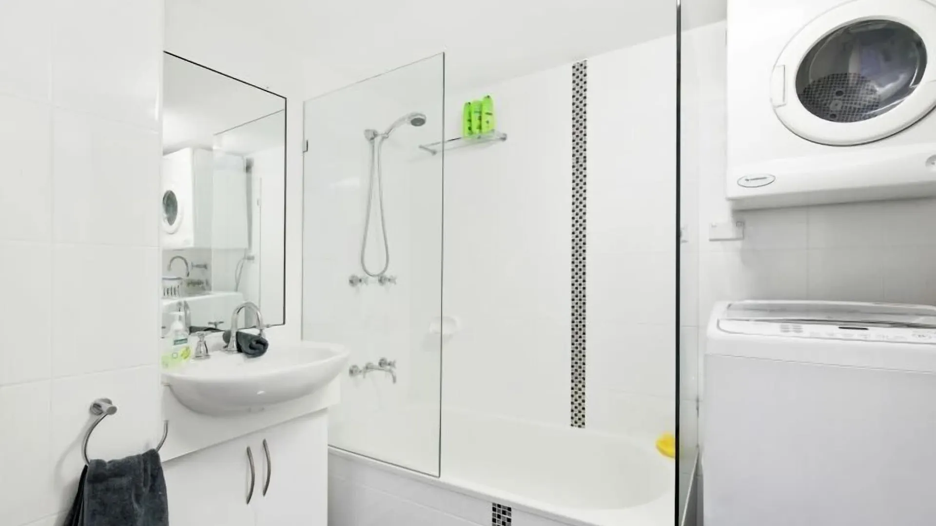 Aparthotel The Hill Apartments Currumbin Beach Gold Coast