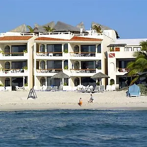 Hotel Aquatech Derosa Akumal