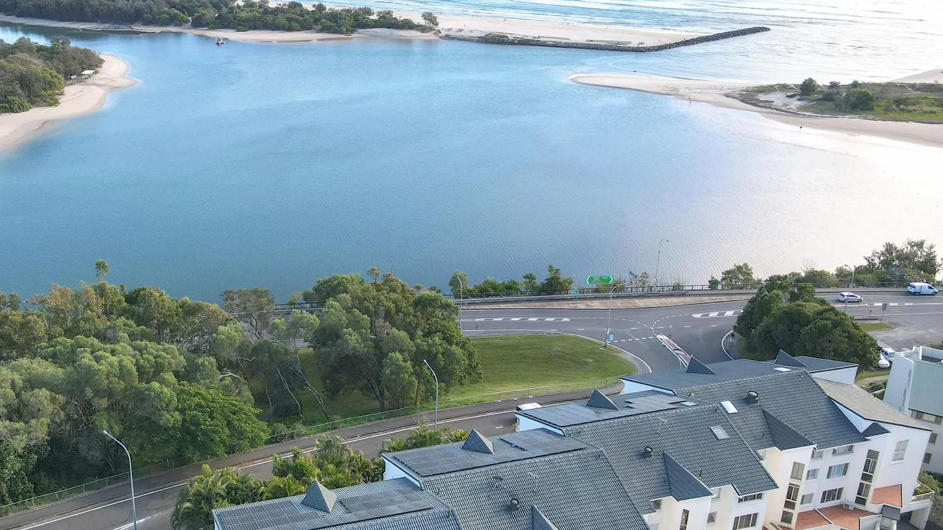 The Hill Apartments Currumbin Beach Gold Coast Aparthotel