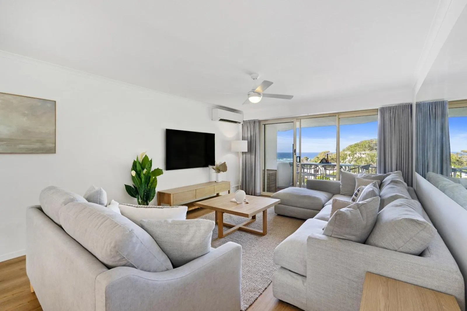 The Hill Apartments Currumbin Beach Gold Coast Aparthotel