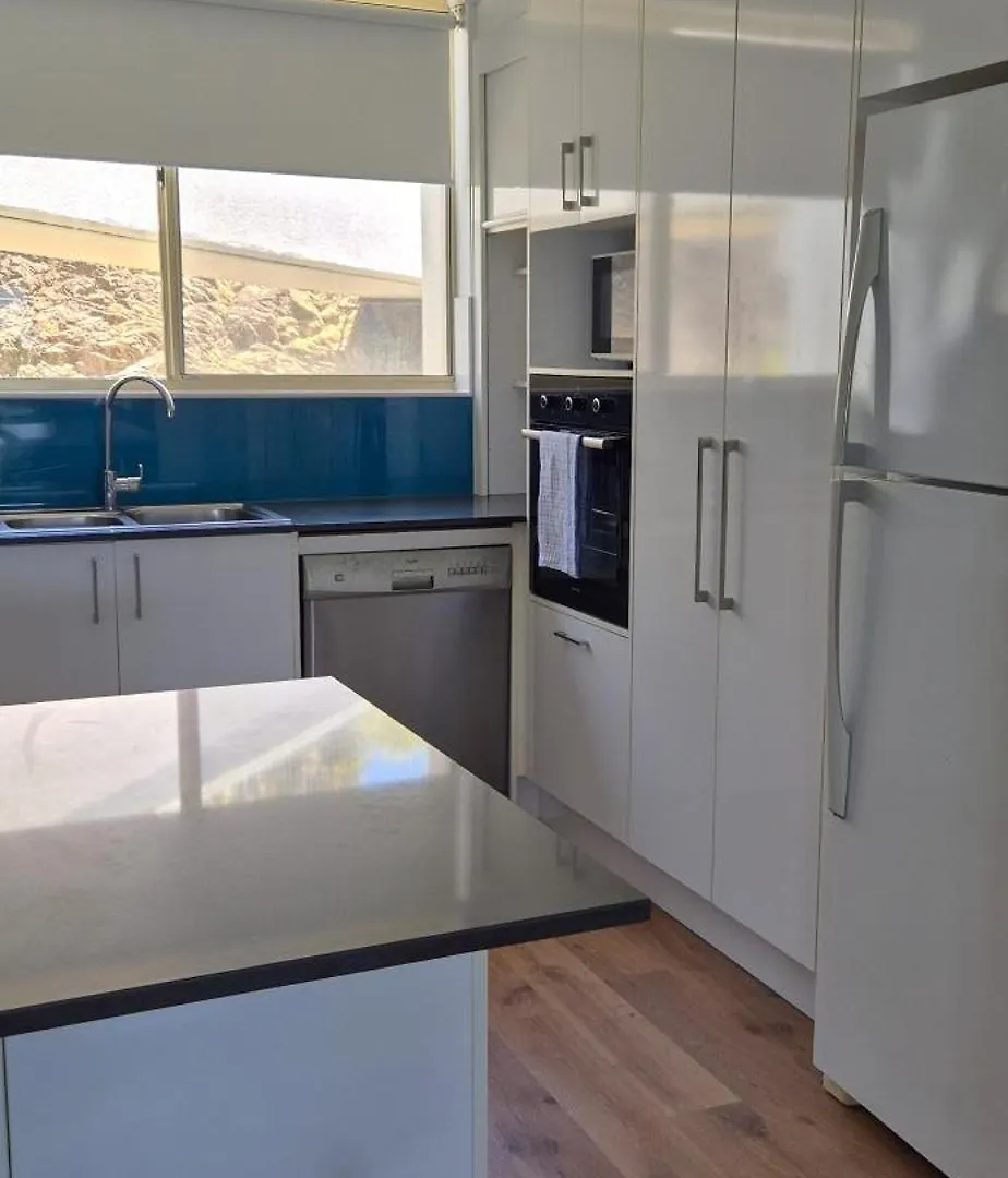 Aparthotel The Hill Apartments Currumbin Beach Gold Coast