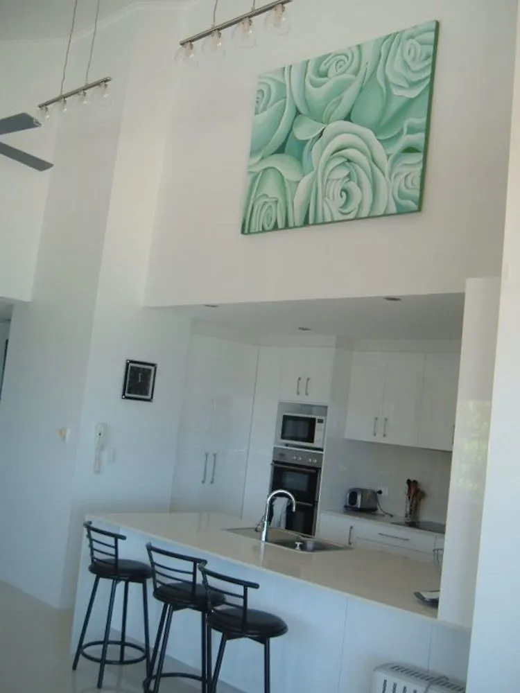 The Hill Apartments Currumbin Beach Gold Coast 3*,